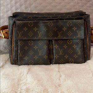 Louis Vuitton shoulder bag